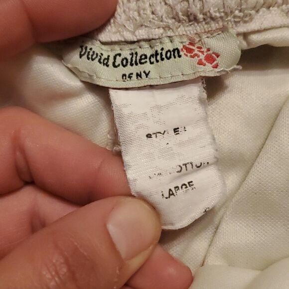 Cream Crochet Lace Detail Loose Fit Shorts - Picture 3 of 5